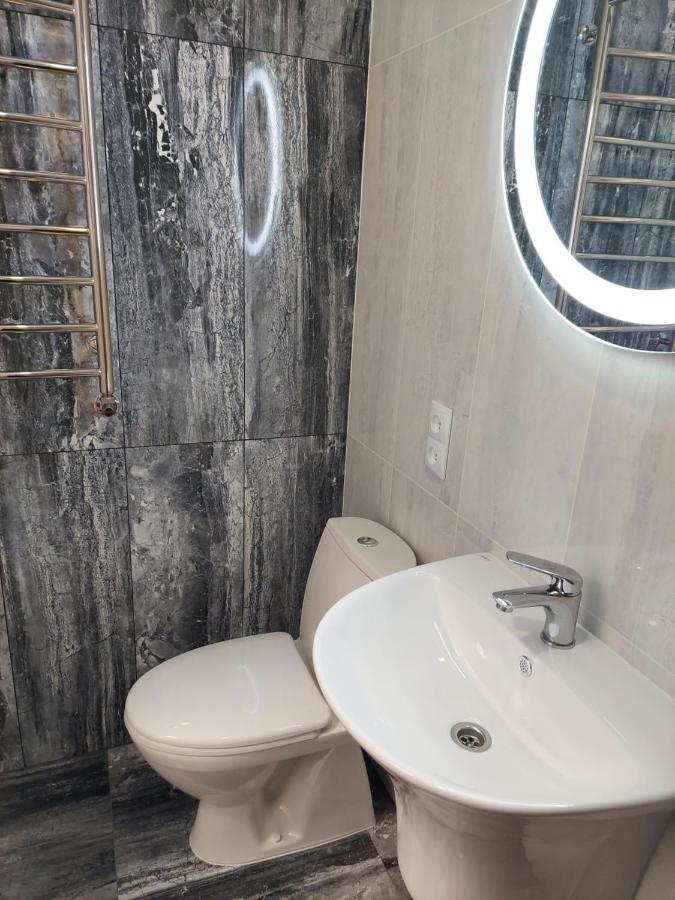 Apartamento Однокомнатная Форум-Центр Leópolis Exterior foto