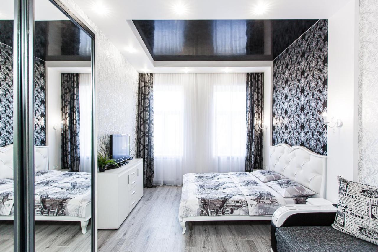 Apartamento Однокомнатная Форум-Центр Leópolis Exterior foto